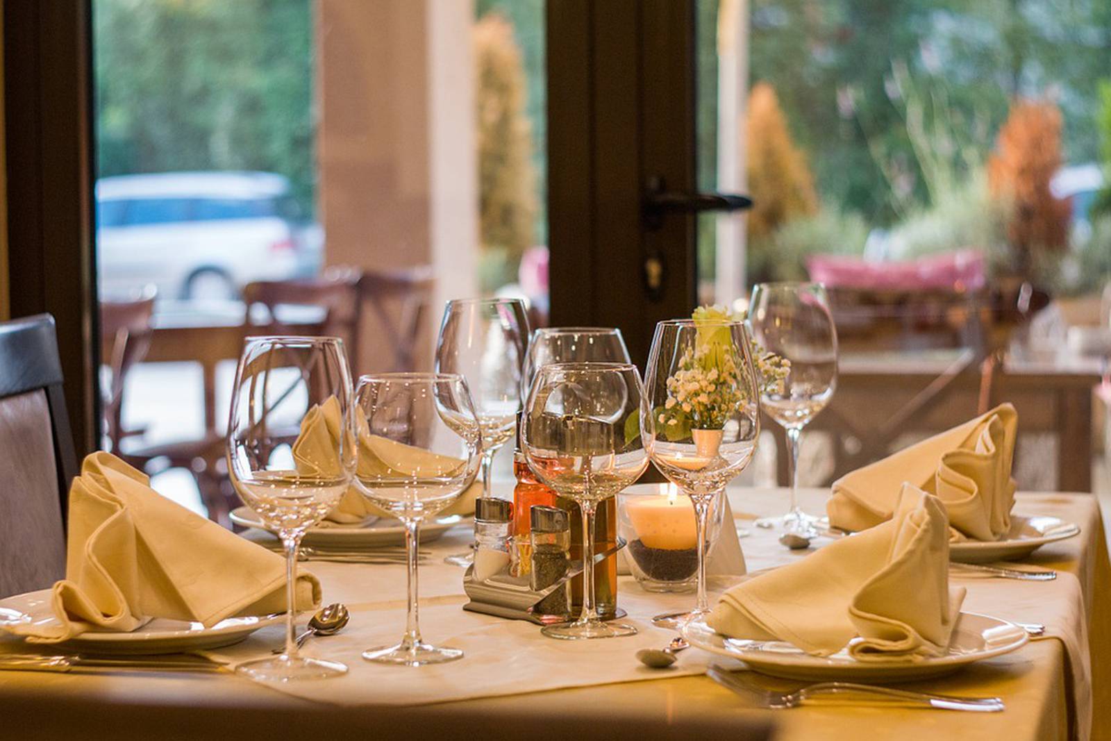 Local Restaurants Open on Christmas Eve and Christmas Day 2018 NOLA