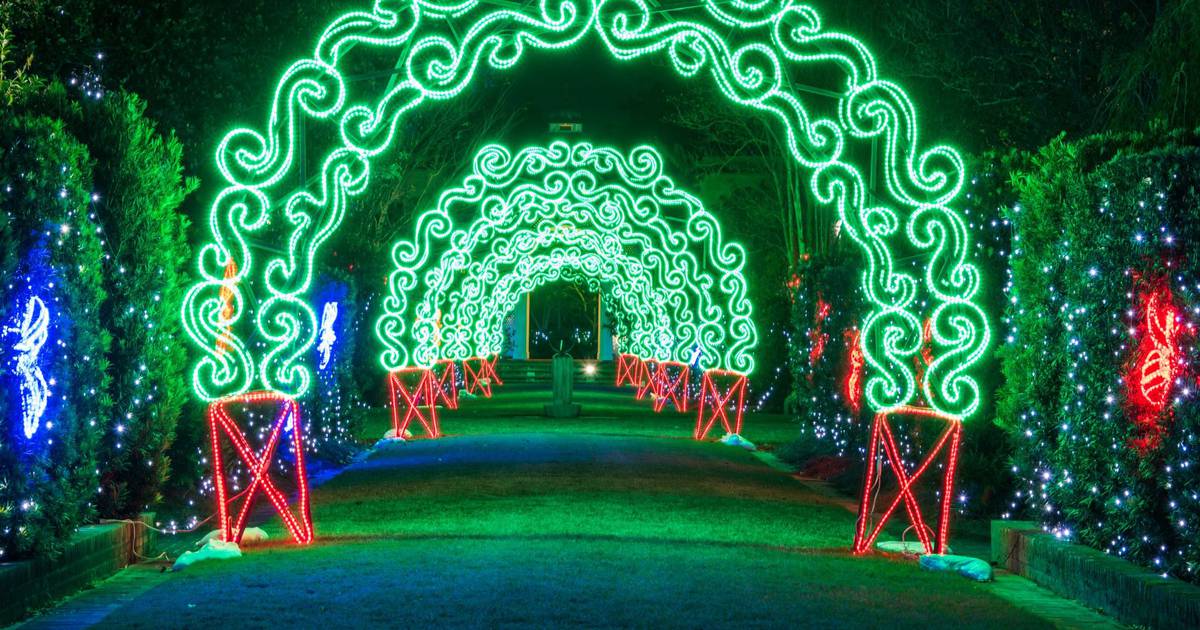 Christmas Lights In New Orleans 2022 Holidays In New Orleans 2021: Here's Where To See Festive Holiday Lights  This Season – Nola Weekend
