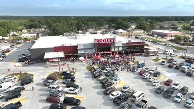 Rouses opens first-ever fried chicken drive-thru at new Houma location